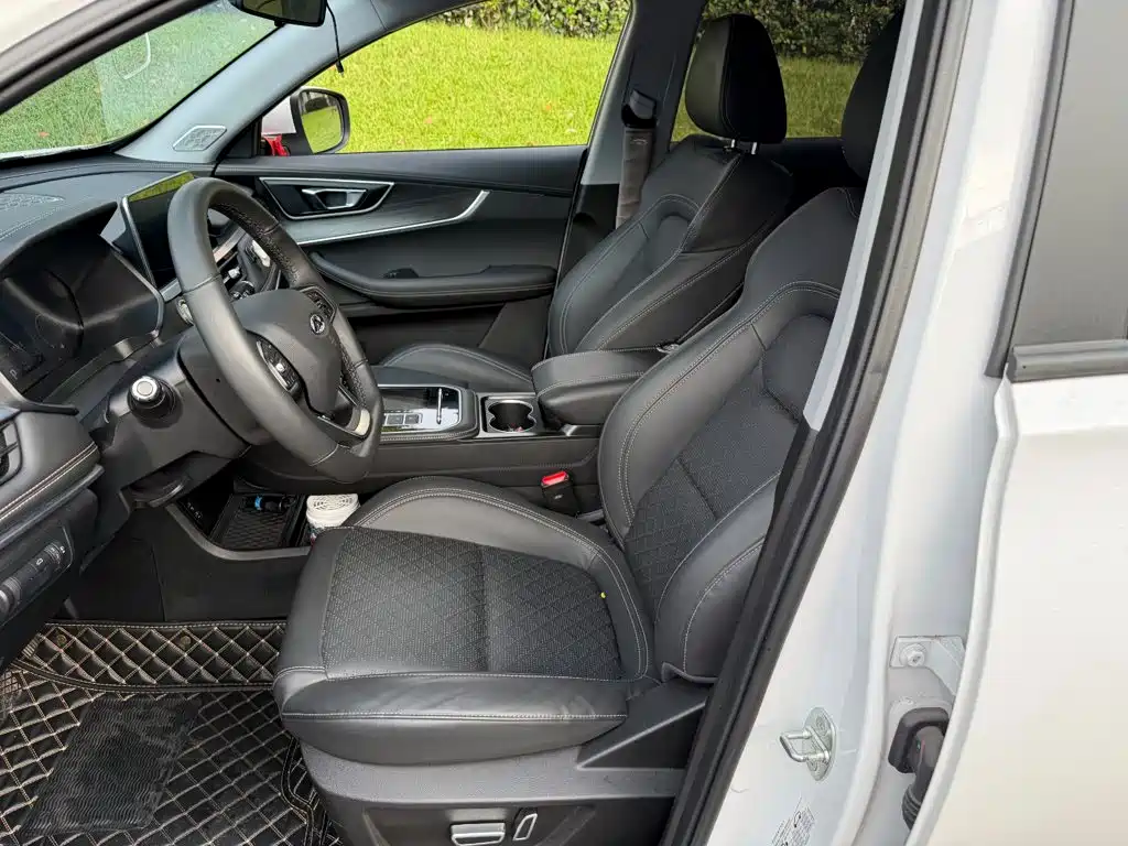 Chery Tiggo 8 — миниатюра 8