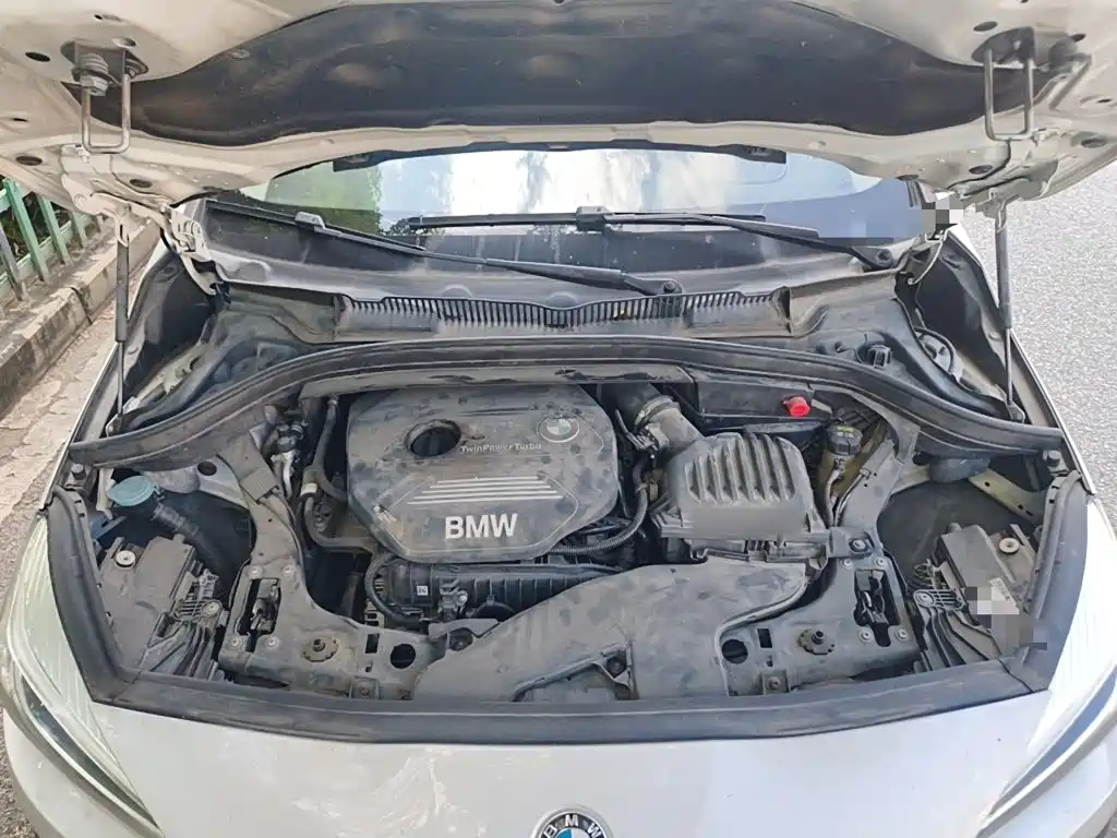 BMW 2 Series Active Tourer — миниатюра 11