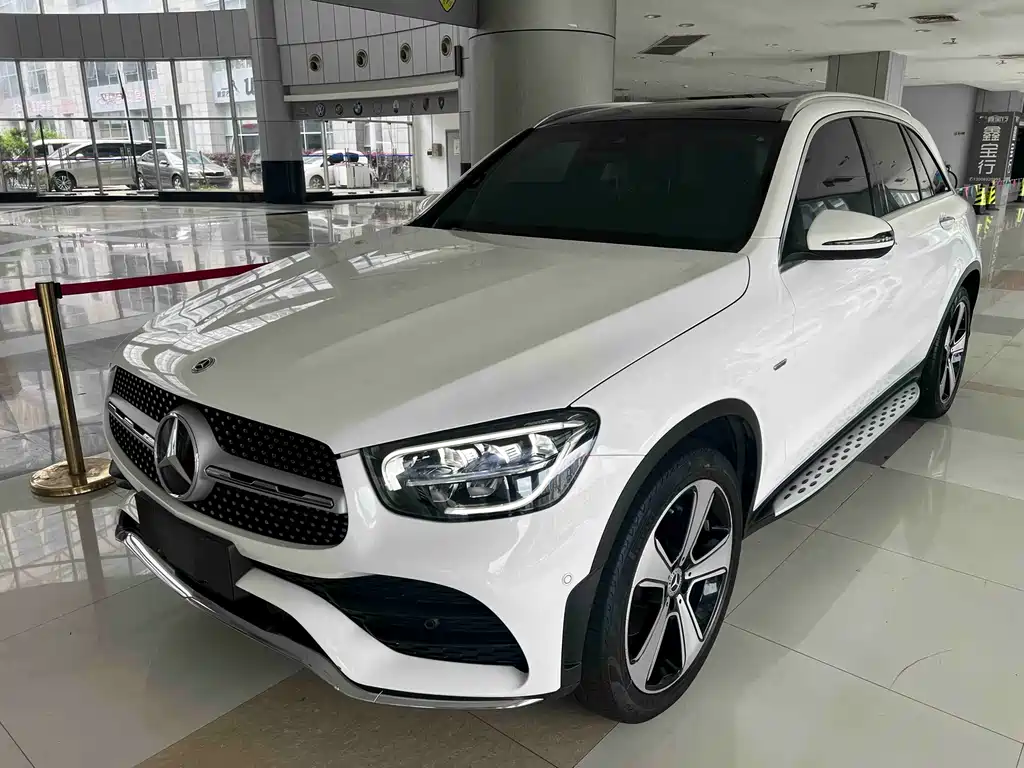 Mercedes-Benz GLC 2023