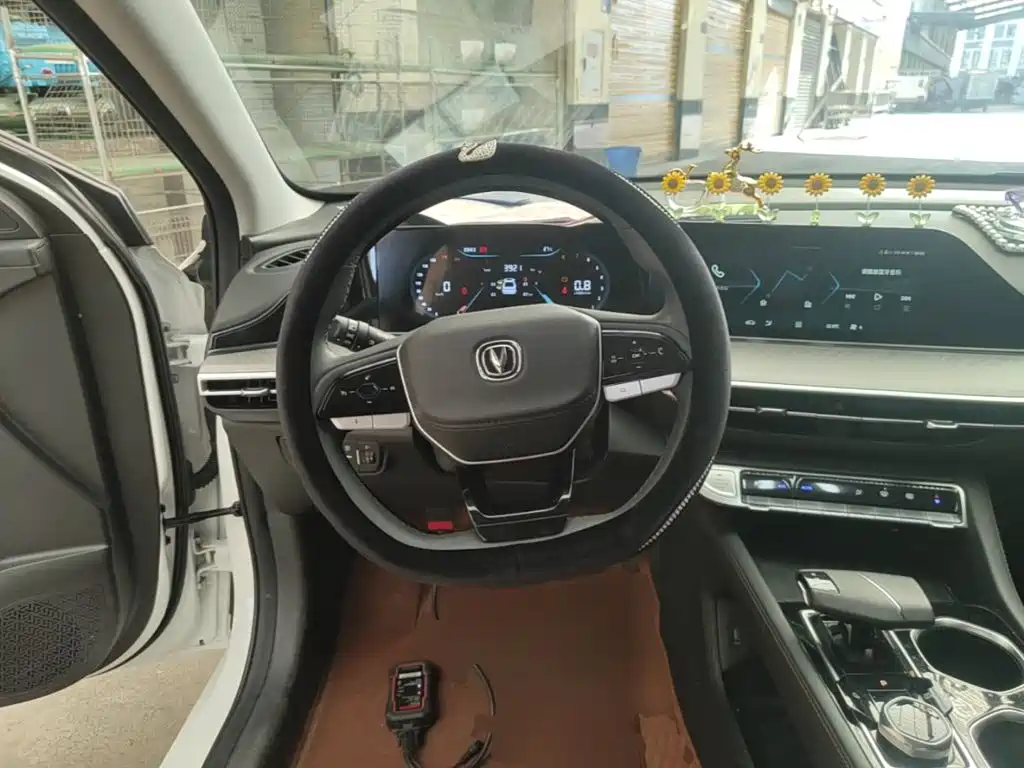 Changan Eado — миниатюра 11