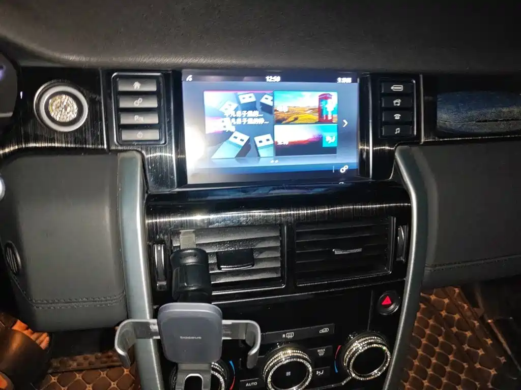 Land Rover Discovery Sport — миниатюра 14