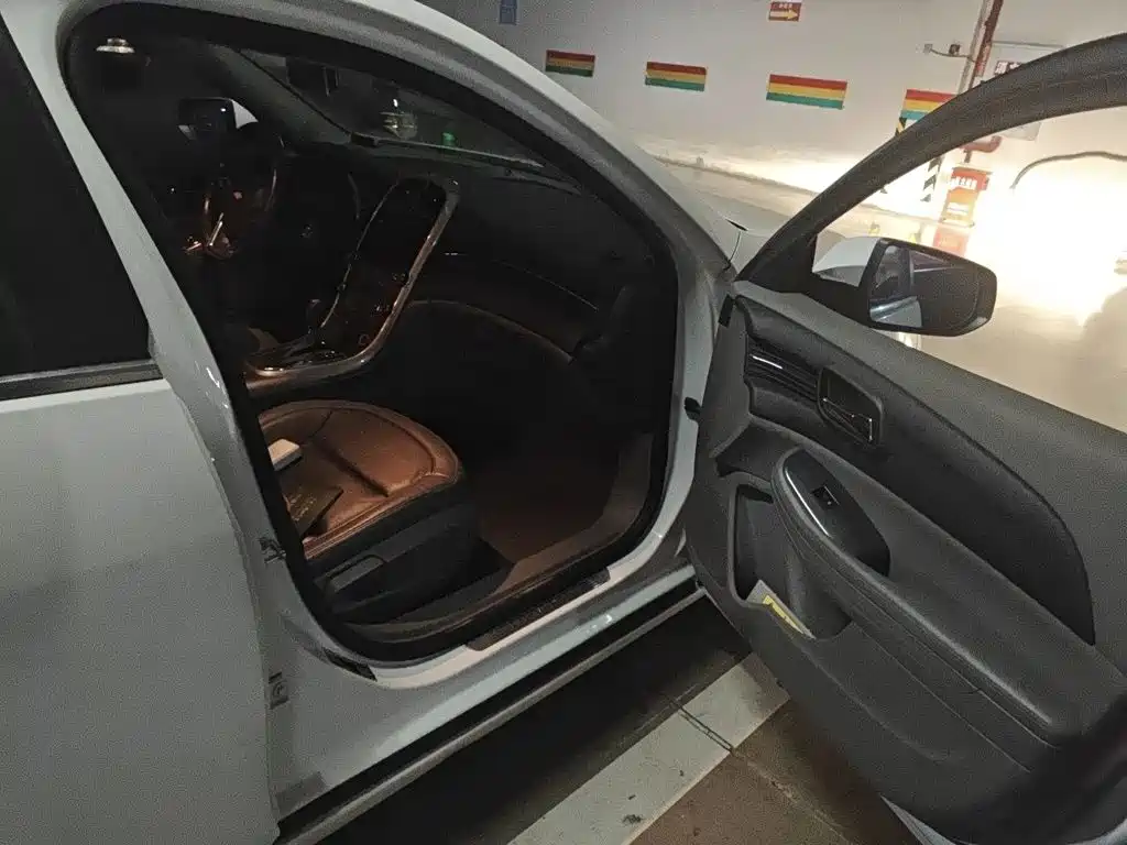 Chevrolet Malibu — миниатюра 20