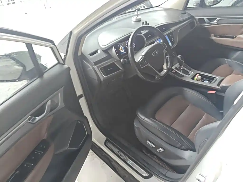 Geely Emgrand GS — миниатюра 16