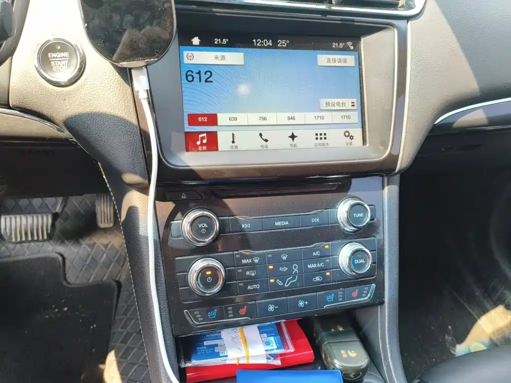 Ford Taurus — миниатюра 14