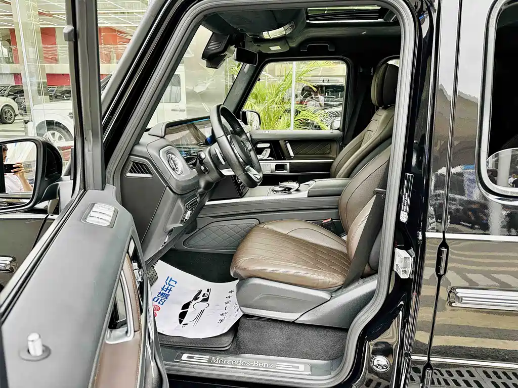 Mercedes-Benz G-Class — миниатюра 8