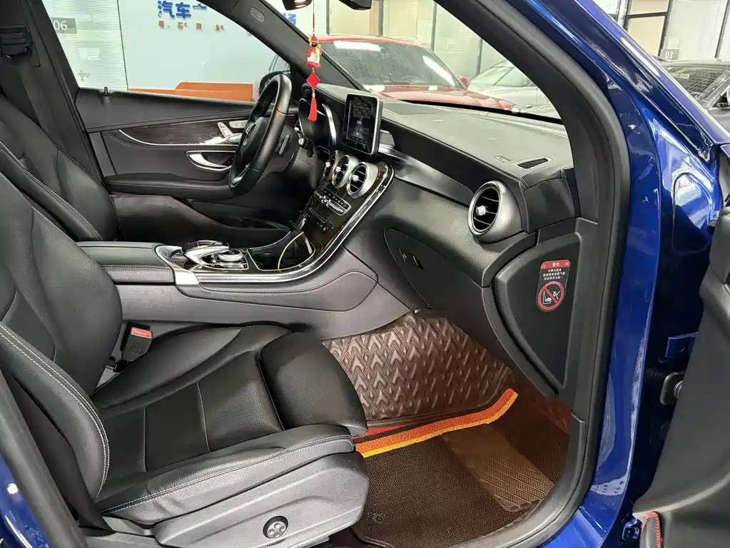 Mercedes-Benz GLC — миниатюра 12