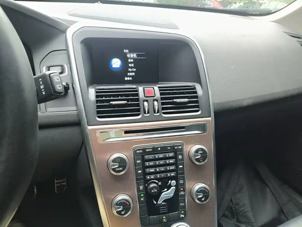 Volvo XC60 — миниатюра 13