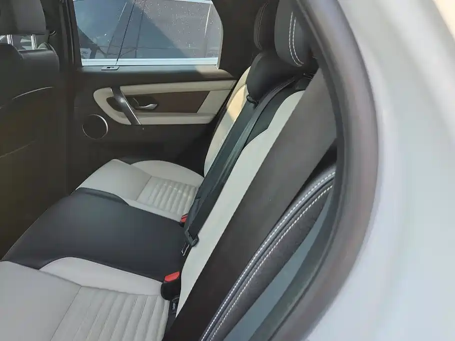 Land Rover Discovery Sport Hybrid — миниатюра 4