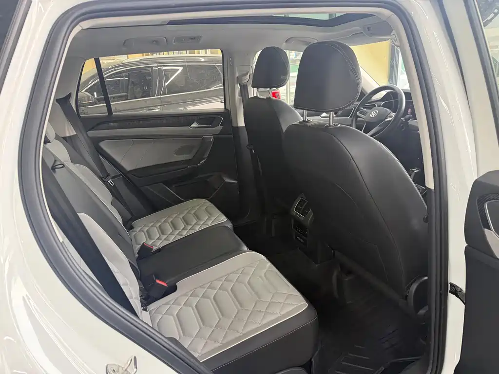 Volkswagen Tayron — миниатюра 5