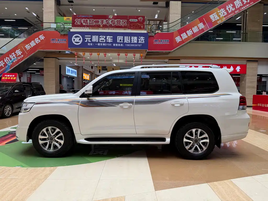 Toyota Land Cruiser — миниатюра 4