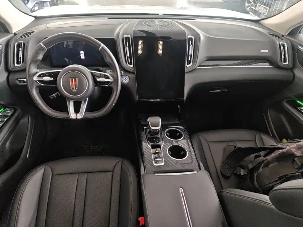 Hongqi Hongqi HS3 PHEV — миниатюра 10