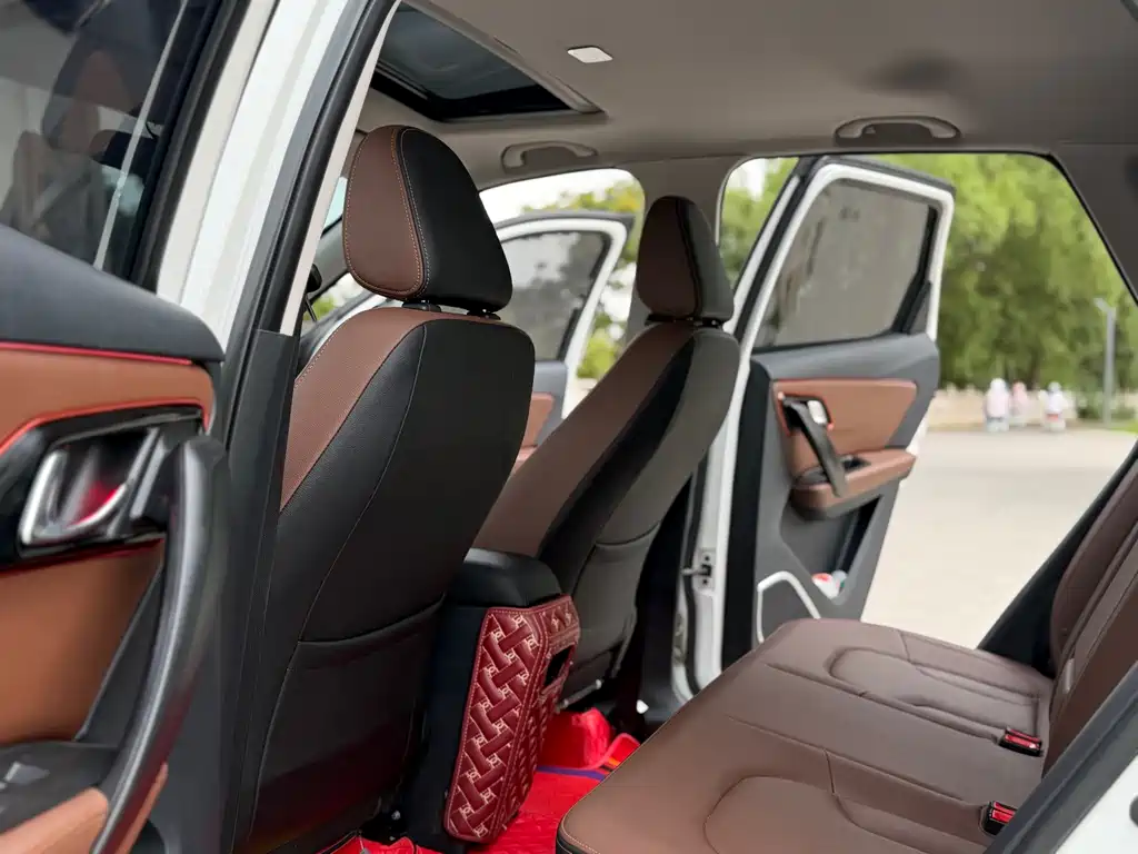 FAW R7 2018 R7C 1.6L MT Luxury