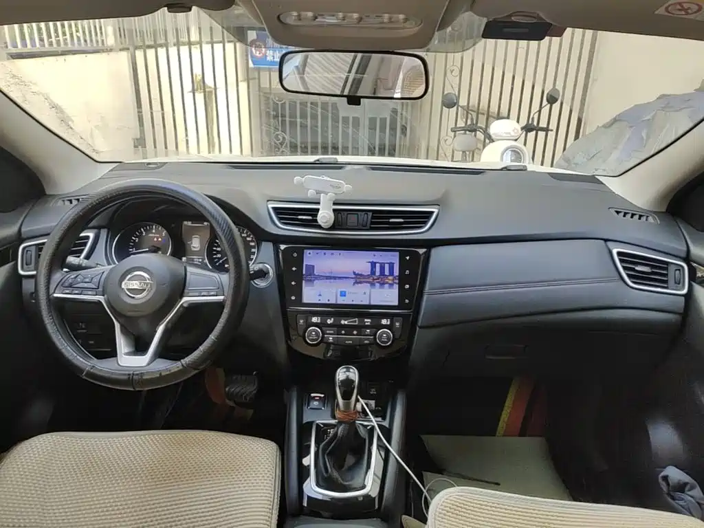 Nissan Qashqai — миниатюра 10