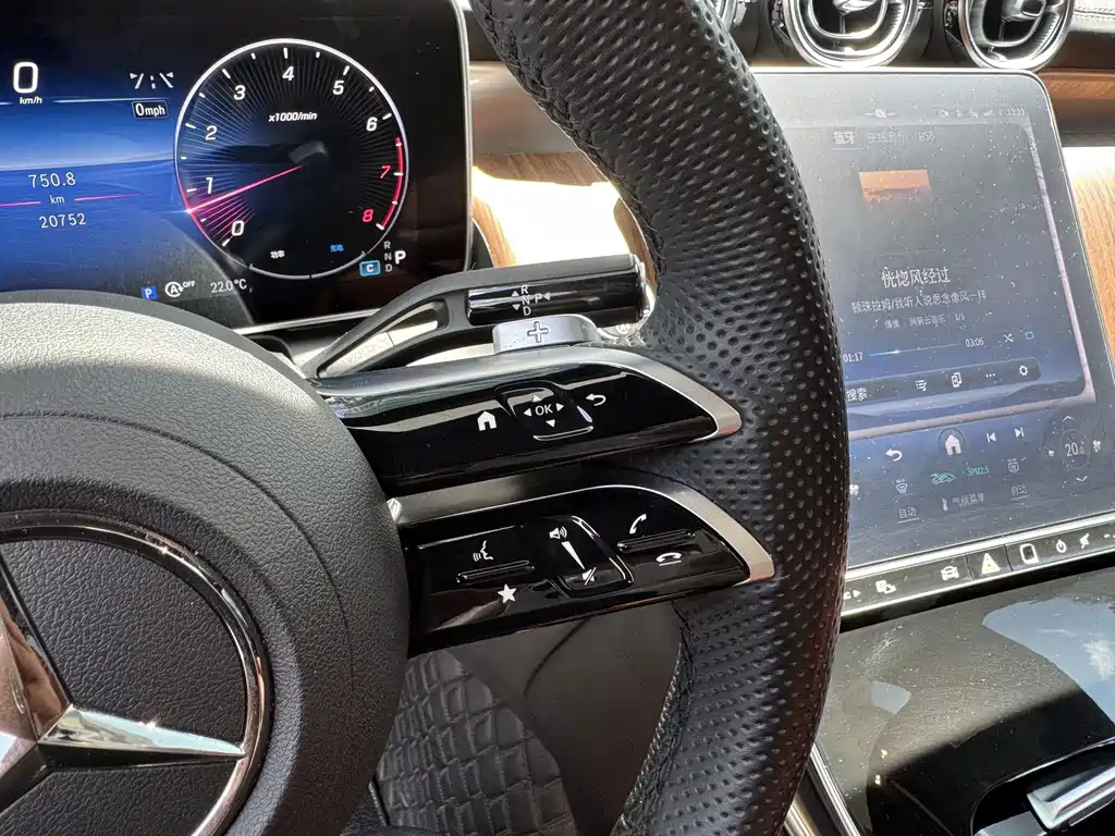 Mercedes-Benz GLC — миниатюра 24