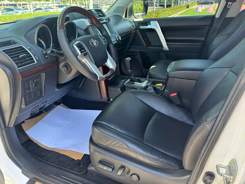 Toyota Prado — миниатюра 7