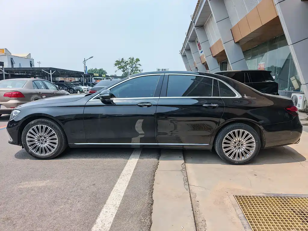 Mercedes-Benz E-Class E 2022 E 300 L Luxury