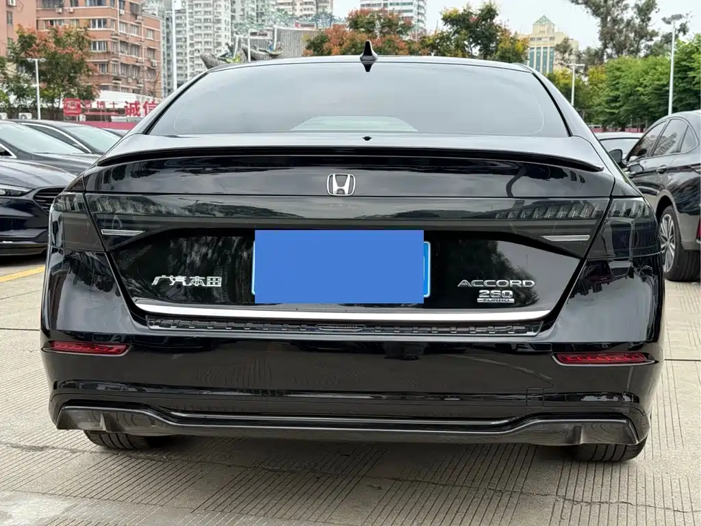 Honda Accord — миниатюра 5