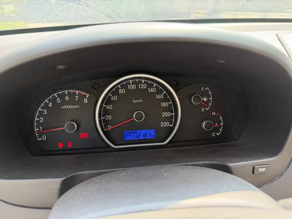 Hyundai Elantra — миниатюра 12