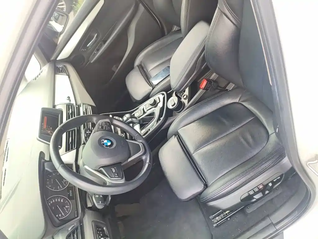BMW 2 Series Active Tourer (Import) — миниатюра 15