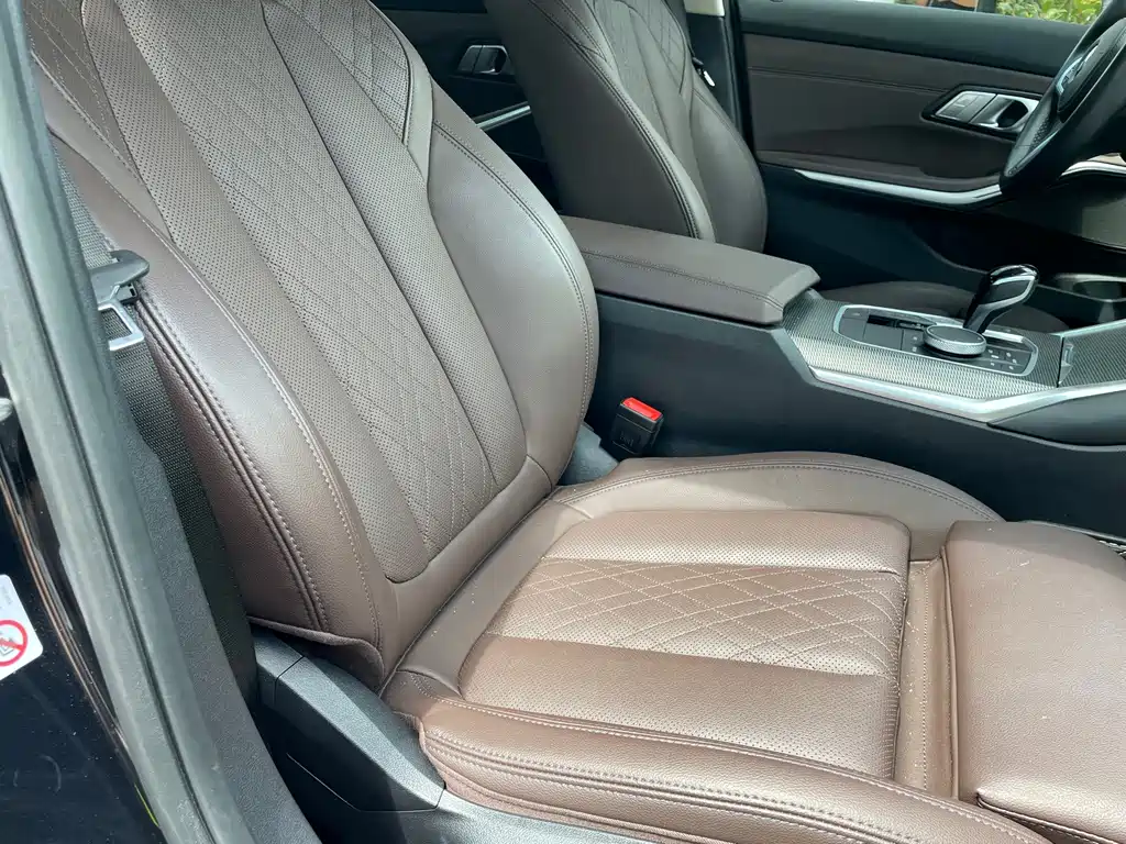 BMW 3 Series — миниатюра 17