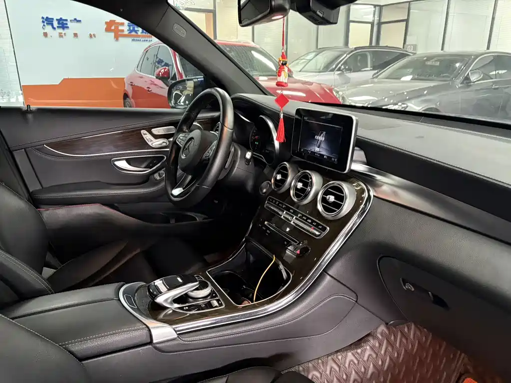 Mercedes-Benz GLC — миниатюра 11
