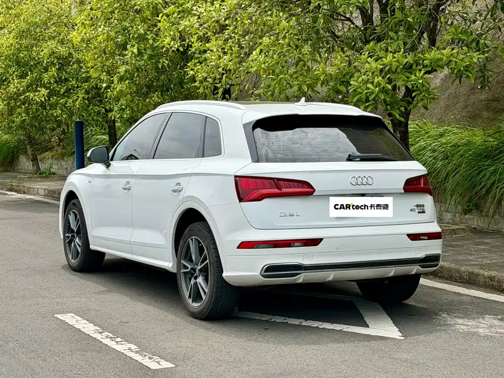 Audi Q5L — миниатюра 9