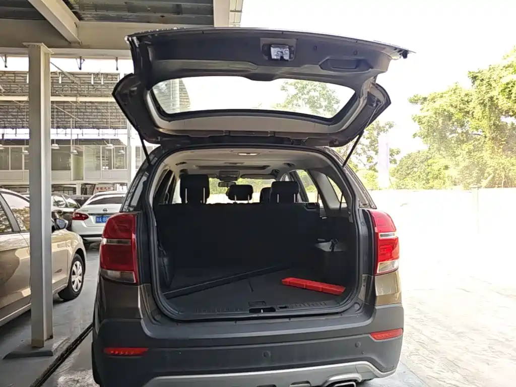 Chevrolet Captiva — миниатюра 19