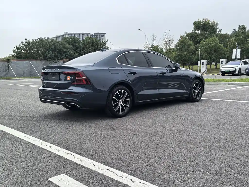 Volvo S60 — миниатюра 13