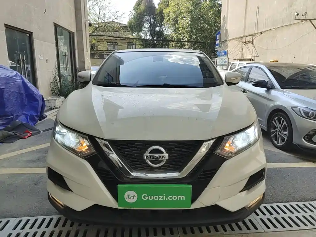 Nissan Qashqai — миниатюра 3