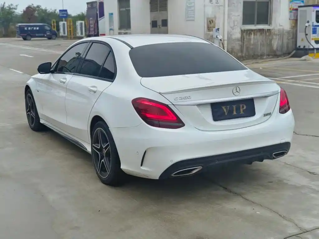 Mercedes-Benz C-Class — миниатюра 5