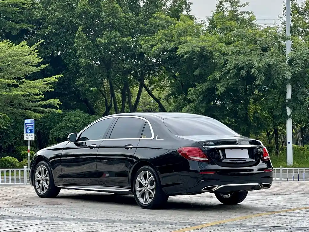 Mercedes-Benz E-Class E 2020 E 300 L Sport Fashion