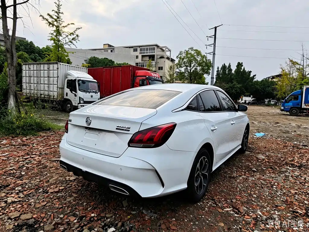 MG MG5 — миниатюра 13