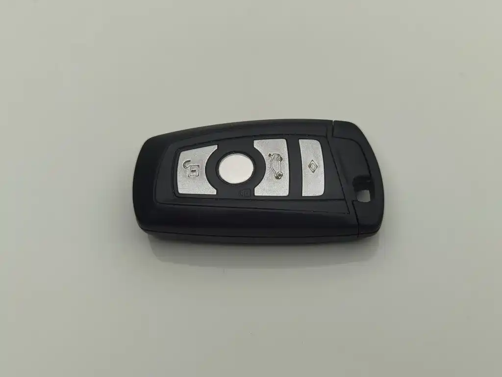BMW 5 Series — миниатюра 19