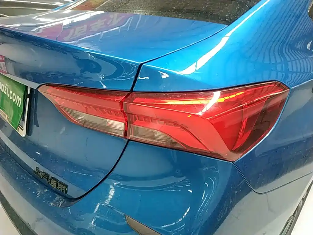 Buick Verano — миниатюра 8