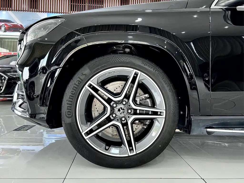 Mercedes-Benz GLS — миниатюра 29