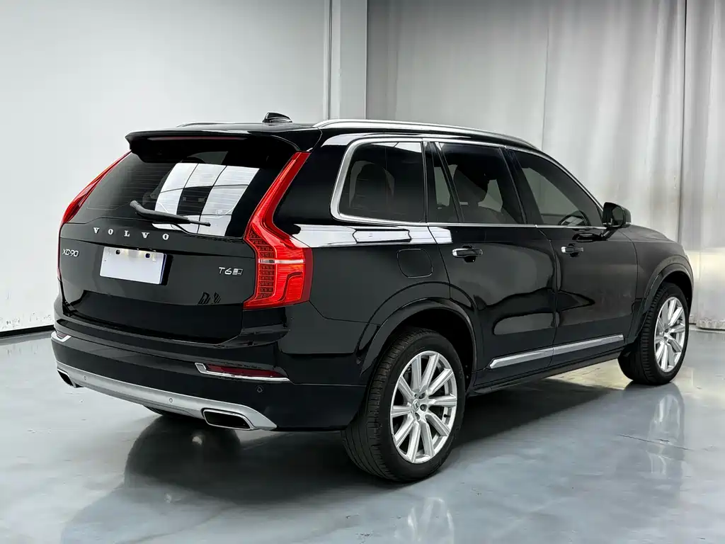 Volvo XC90 — миниатюра 3