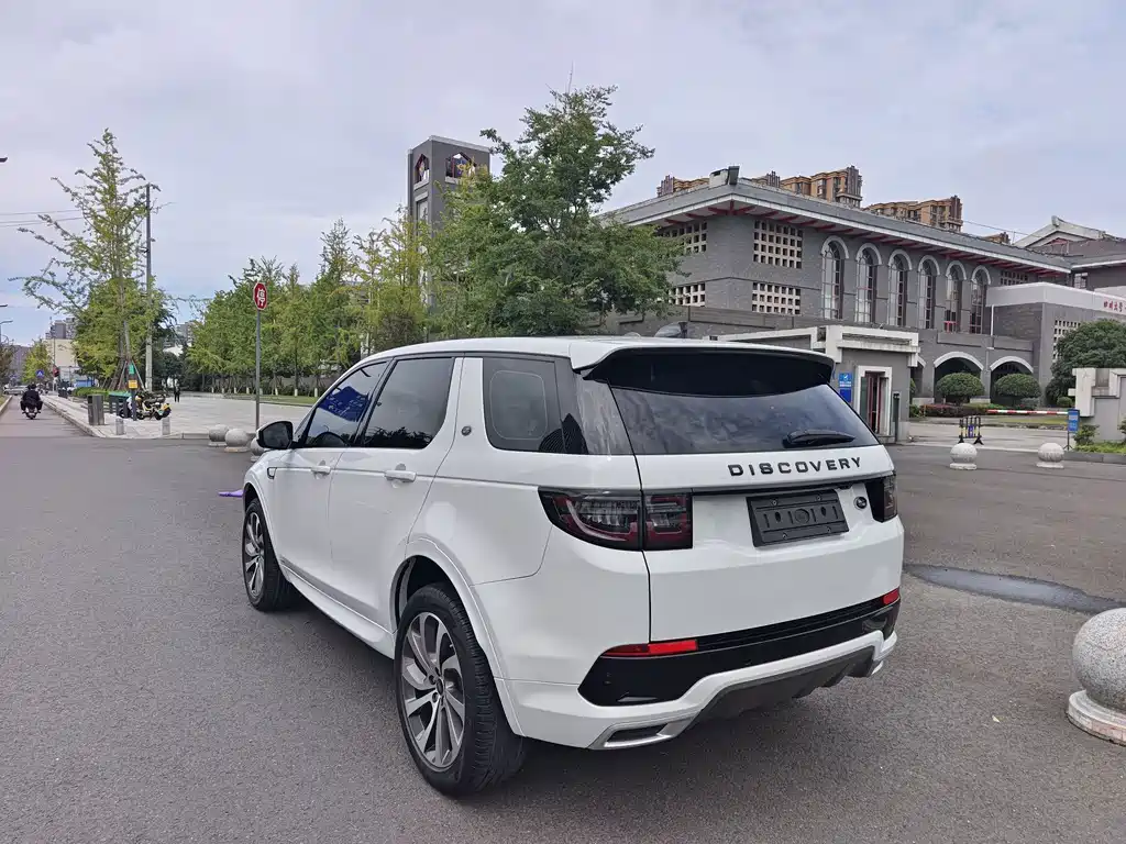 Land Rover Discovery Sport — миниатюра 4