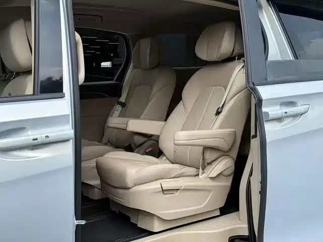 Buick GL8 Hybrid — миниатюра 12