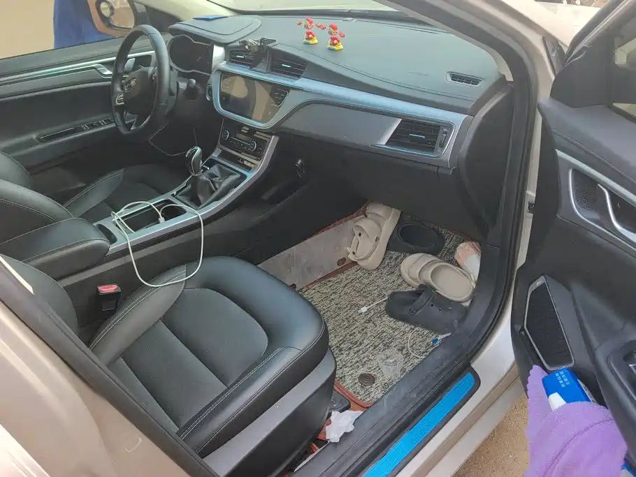 Geely Emgrand GL — миниатюра 8