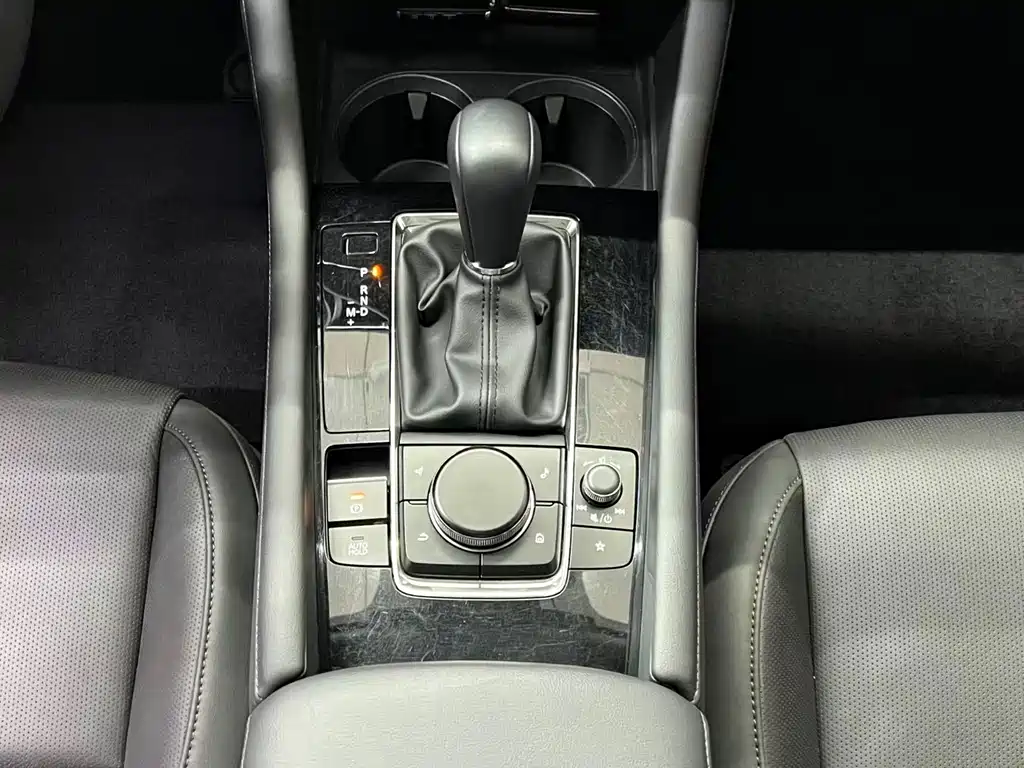 Mazda 3 Axela — миниатюра 12
