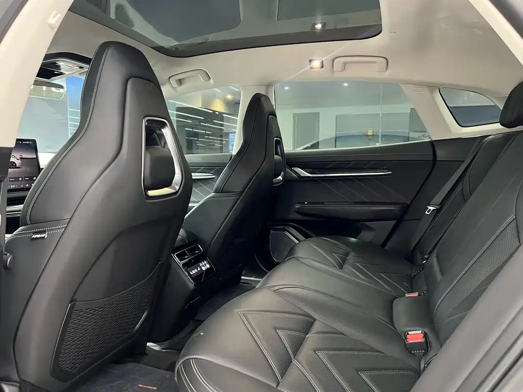 ZEEKR EXTREME KRYPTON 001