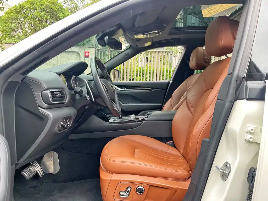 Maserati Levante — миниатюра 7