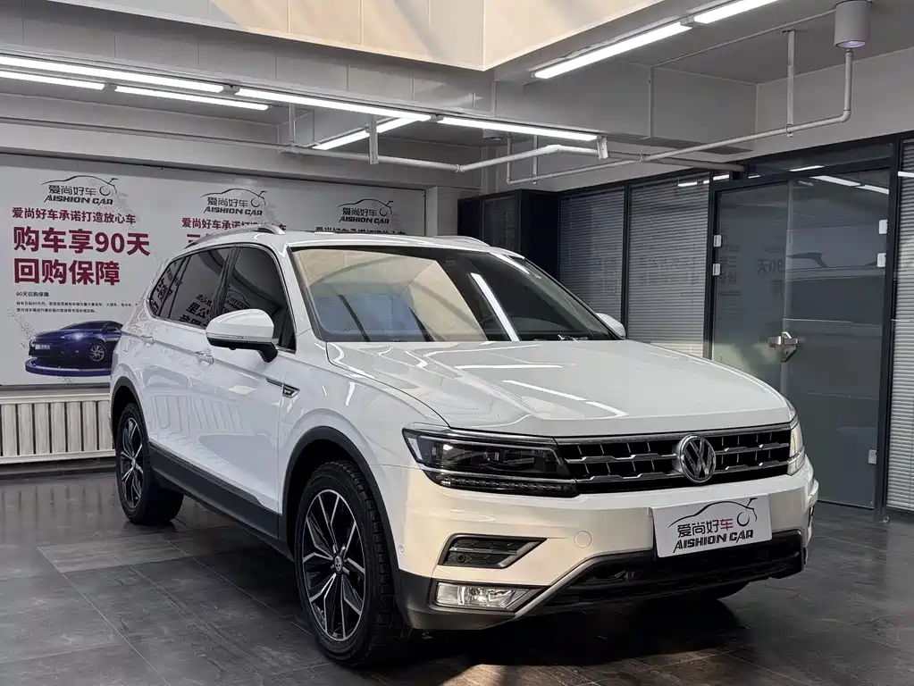 Volkswagen Tiguan L — миниатюра 3