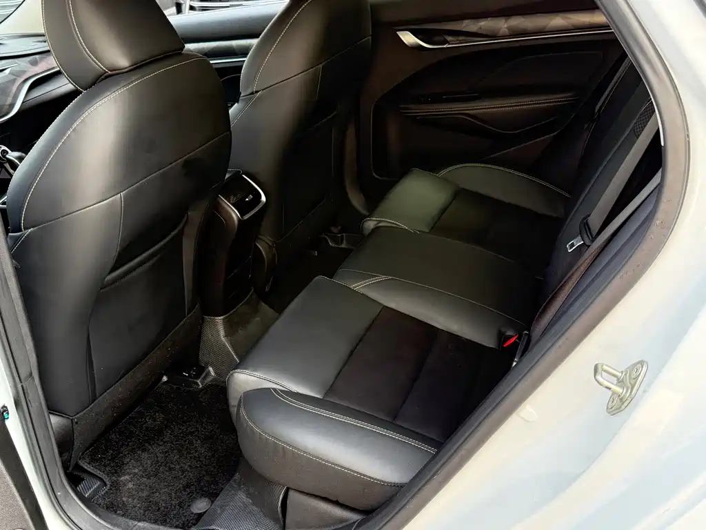 Geely Binrui — миниатюра 5