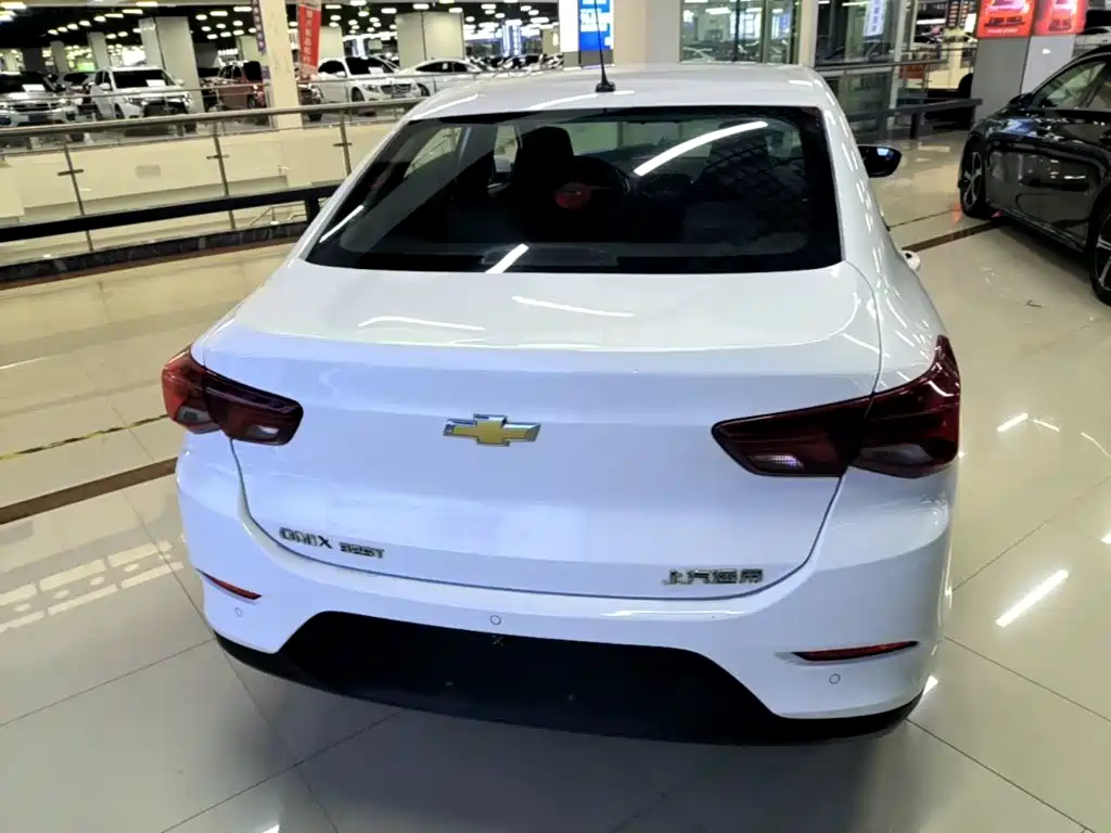 Chevrolet Cavalier — миниатюра 6