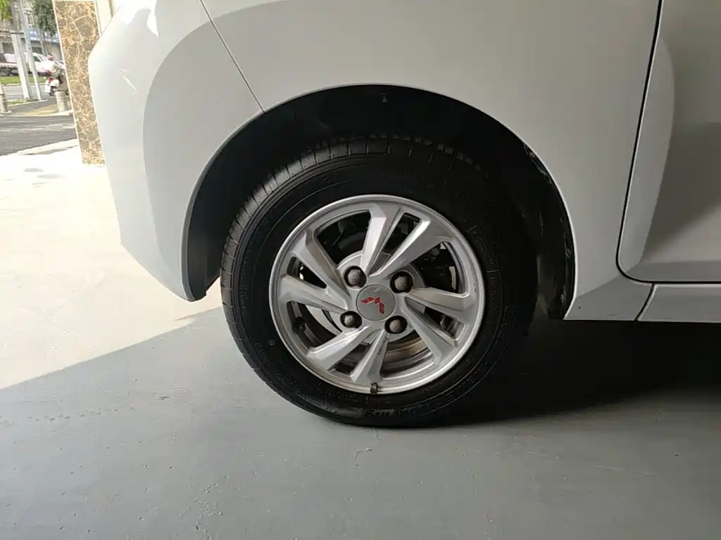 Wuling MINIEV — миниатюра 23