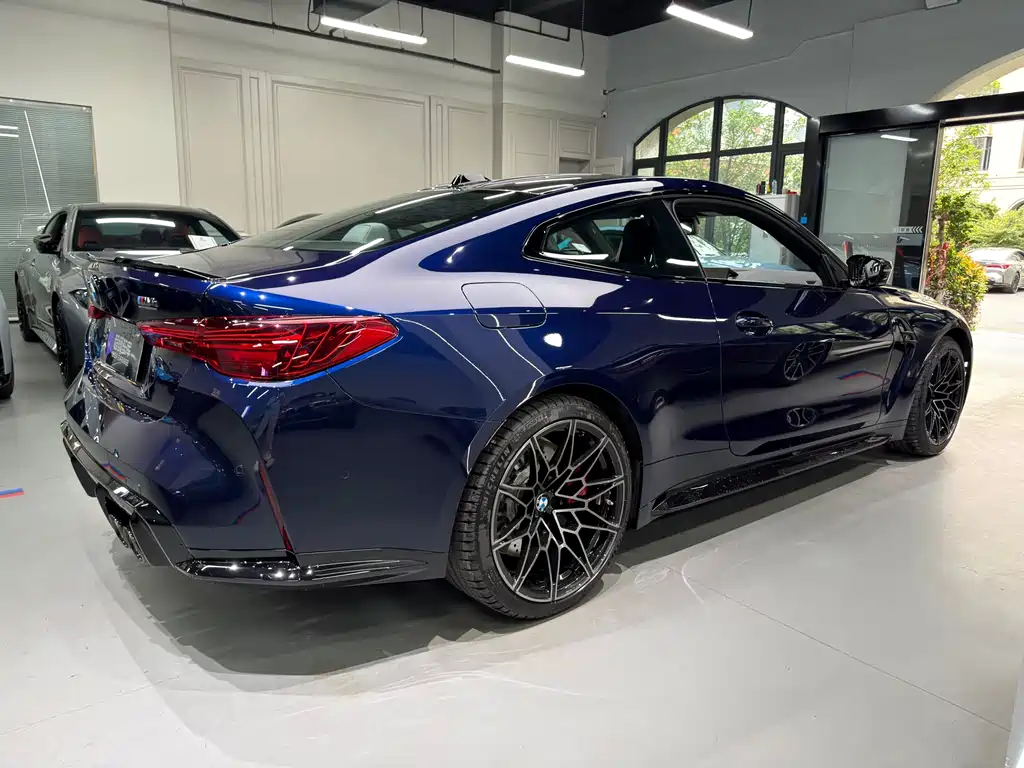 BMW M4 2024 M4 M xDrive