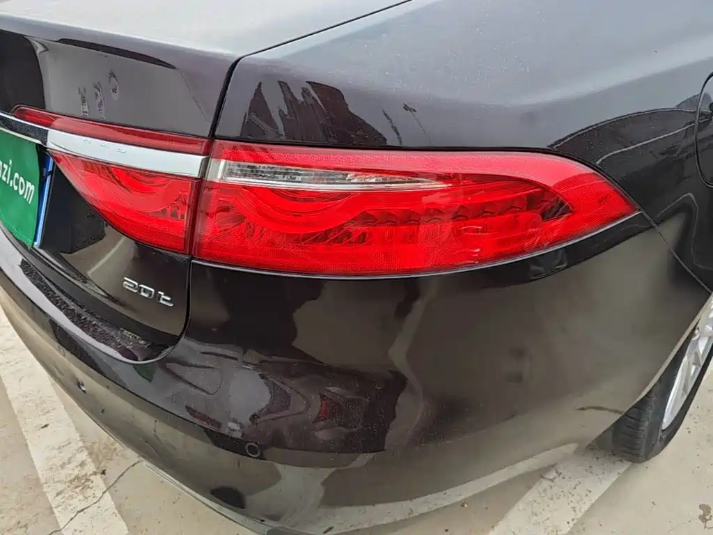 Jaguar XFL — миниатюра 8