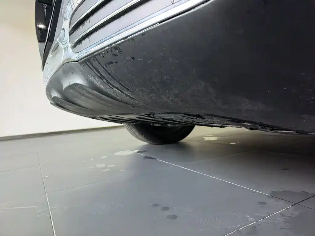 Mercedes-Benz EQE SUV — миниатюра 7