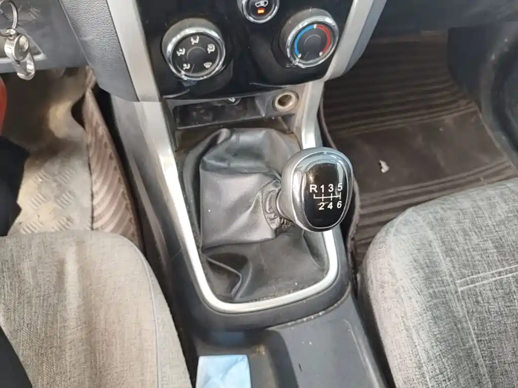 Isuzu Lingtuo — миниатюра 14